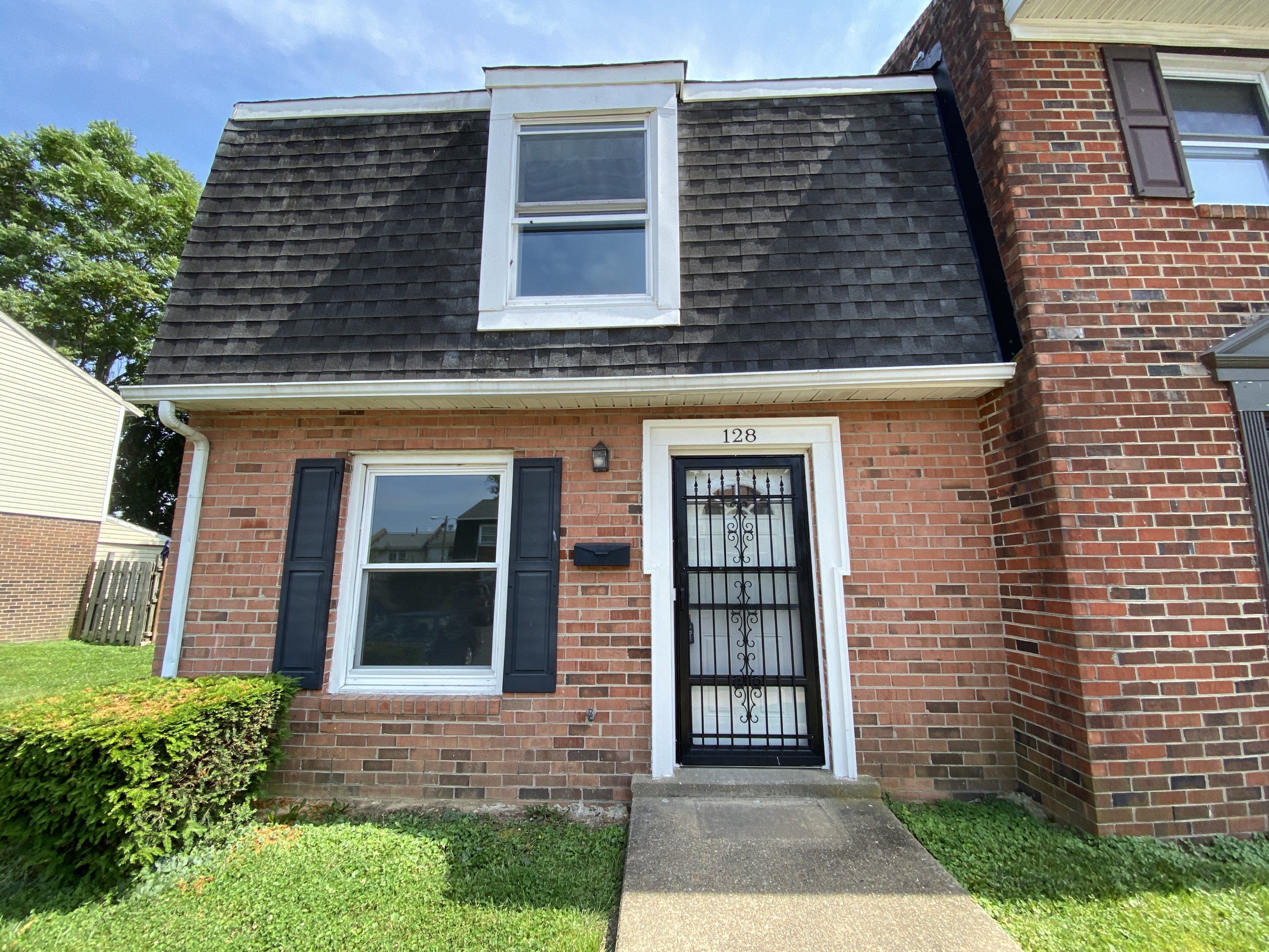 128 Hickok Circle