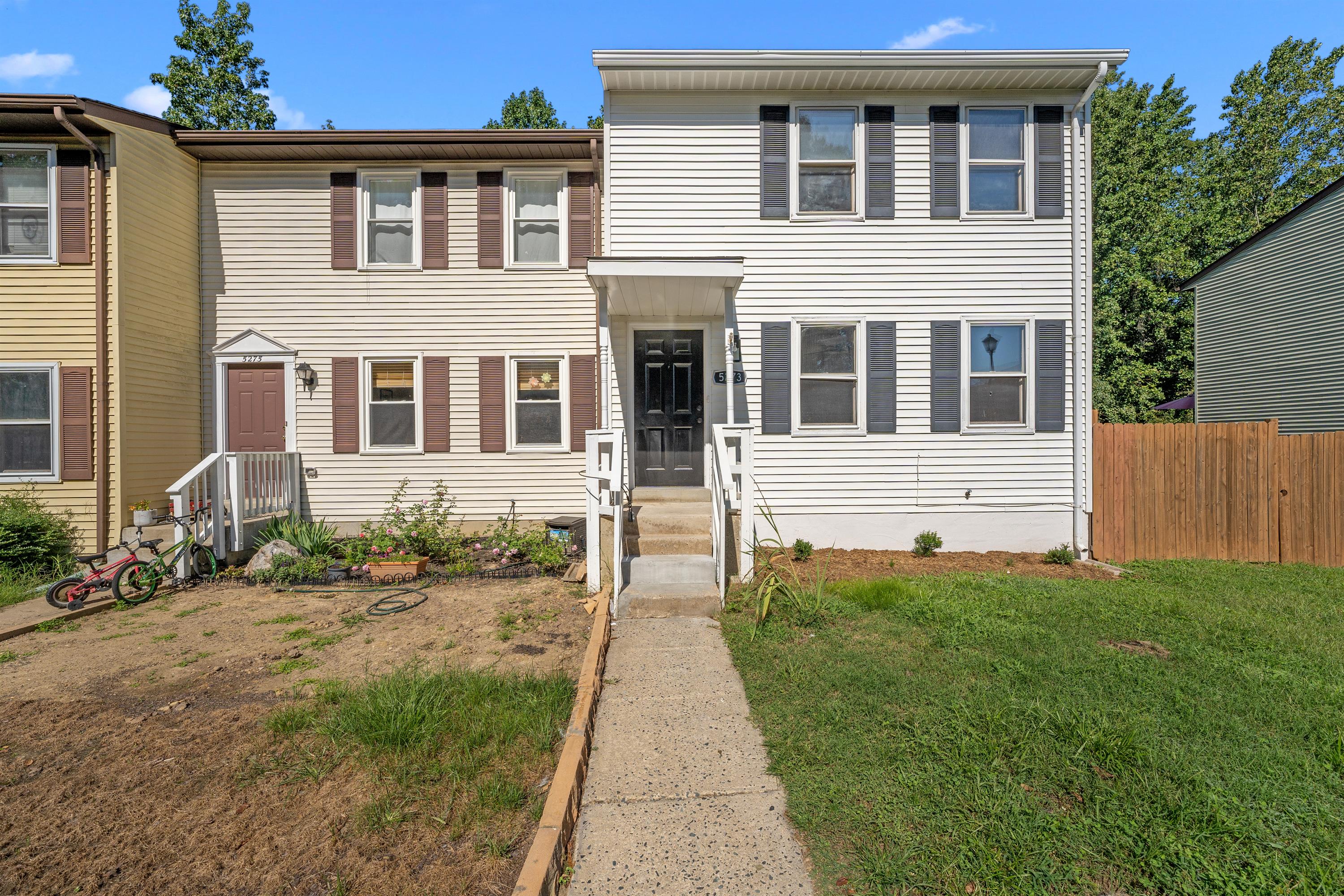5273 Daffodil Drive