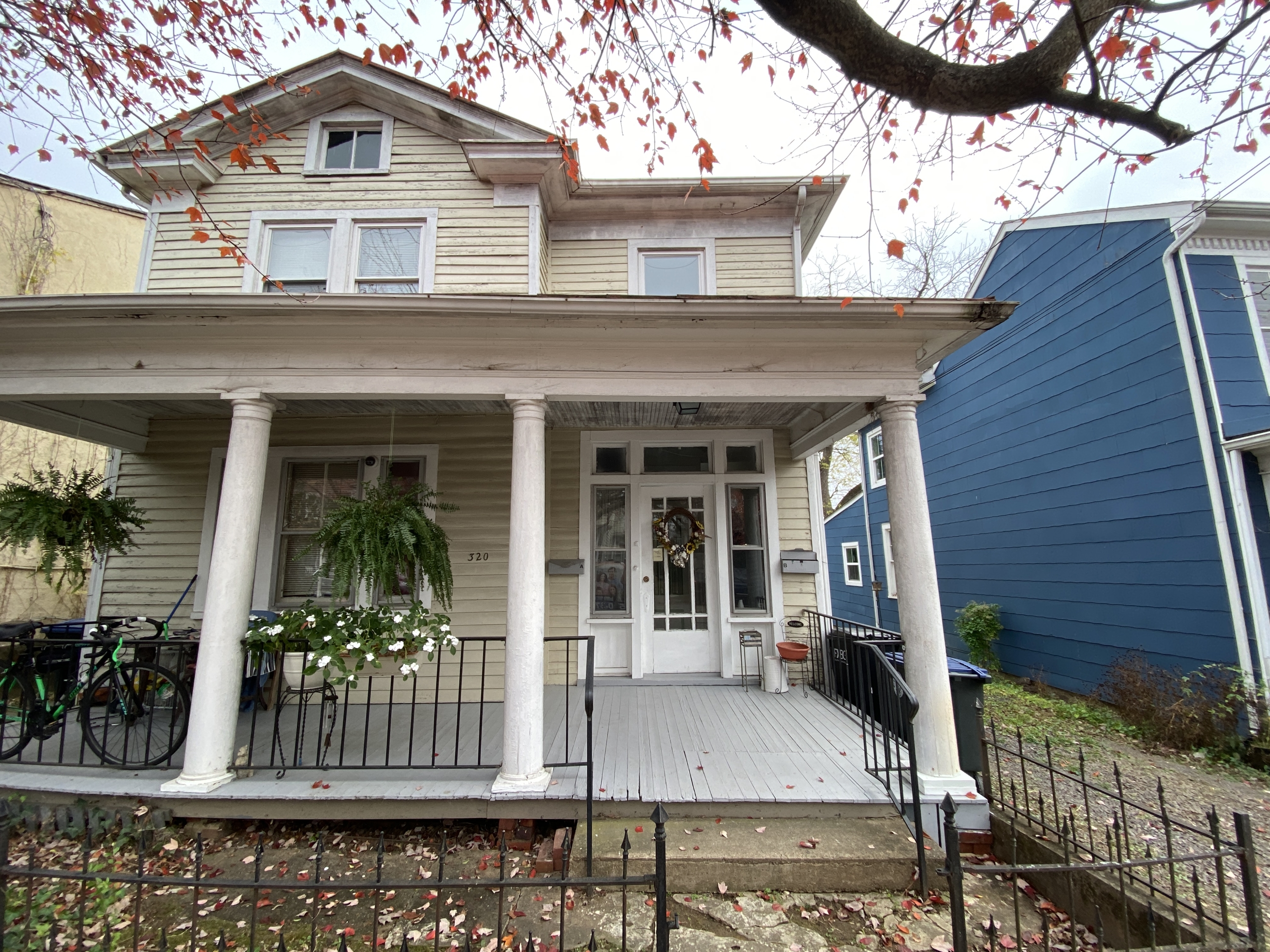 320 Wolfe Street